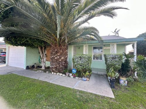 1211 Evarg Ave, Compton, CA 90220-4017