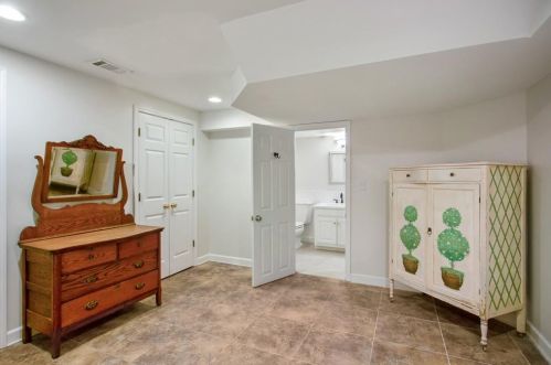 4581 Elizabeth Ln, Atlanta GA  30339-5323 exterior