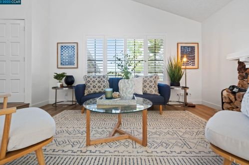 812 Westview Ct, Pacheco, CA 94553-3372