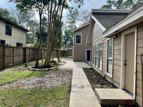 703 Gettysburg Ct, Conroe TX  77302-3725 exterior