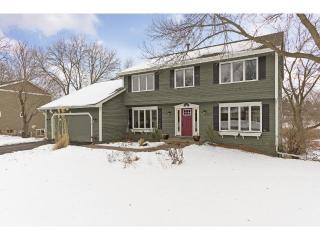 400 Brockton Ln, Minneapolis, MN 55447-3336
