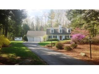 3 Parkhurst Rd, Merrimack, NH 03054-2319