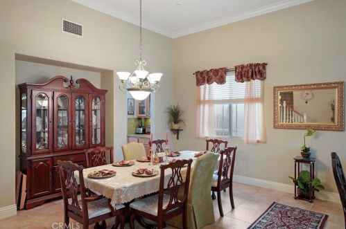 11364 Pondhurst Way, Riverside CA  92505-3471 exterior