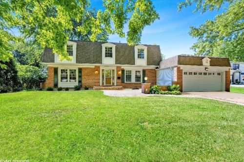 612 Bowling Green Ct, Naperville, IL 60563-2407