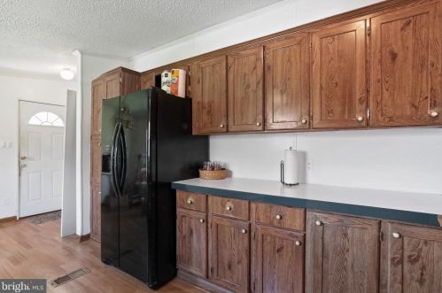 155 Engle Rd, Harpers Ferry WV 25425-4042 exterior