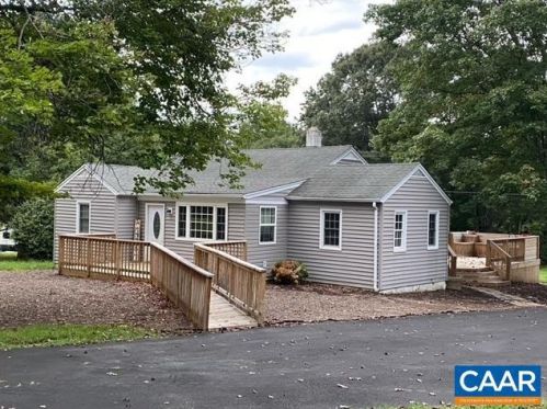 5395 Buffalo River Rd, Earlysville, VA 22936-1805