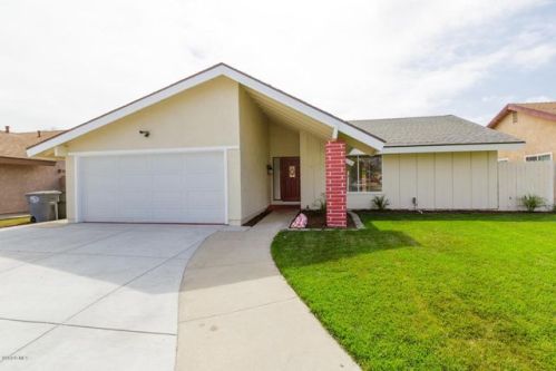 2141 Hyacinth Dr, Oxnard, CA 93036-2338