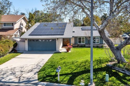 30194 Villa Alturas Dr, Temecula, CA 92592-2106