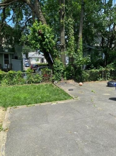 6 Rosehill Pl, Irvington, NJ 07111-3137