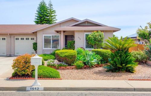 1552 Highridge Dr, Oceanside, CA 92056-3046
