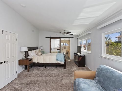 6718 Rycroft Dr, Riverside CA  92506-5315 exterior