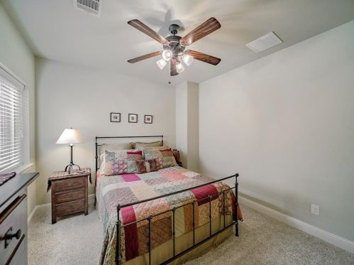 6731 Deleon St, Irving TX  75039-3437 exterior