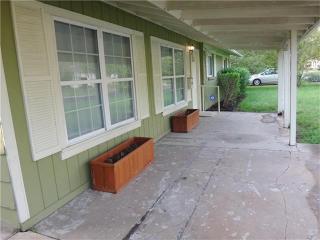 8803 Brookfield Dr, Austin TX  78758-7205 exterior