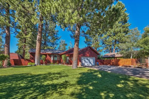 16054 Canterbury Ln, Truckee CA 96161-1648 exterior