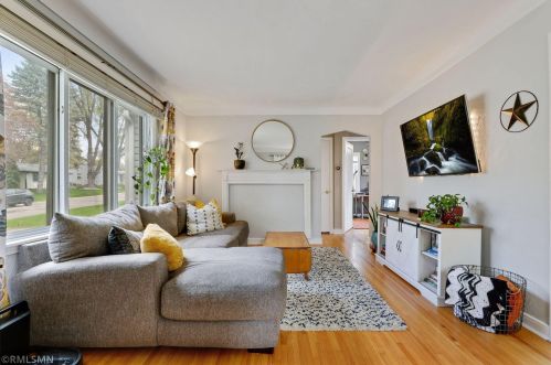 2710 2nd Ave, Saint Paul MN  55109-3320 exterior