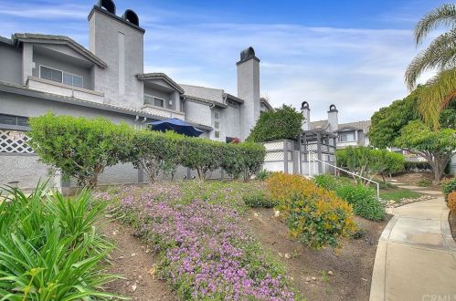 8279 Mondavi Pl, Rancho Cucamonga, CA 91730-7171