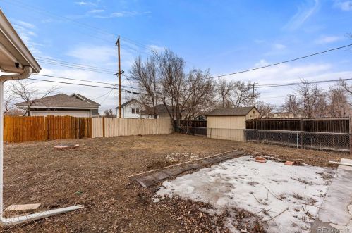 3115 Gill Pl, Denver CO  80219-2861 exterior