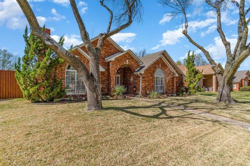 3705 Longbow Ln, Plano, TX 75023-3759