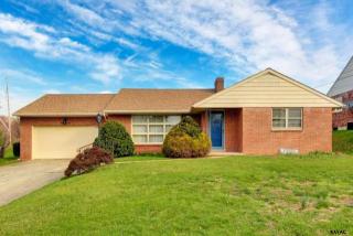 579 Market St, York, PA 17401-3710