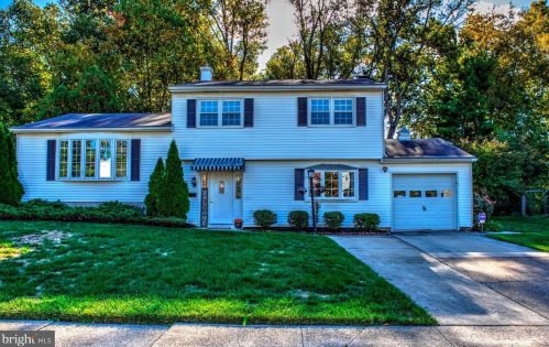 276 Glenn Ave, Trenton, NJ 08648-3757