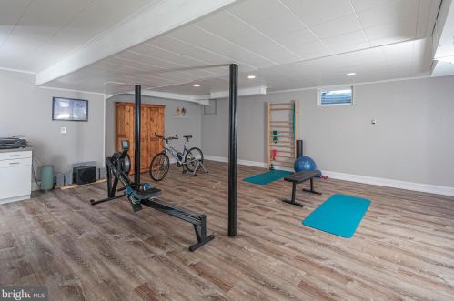 23 Honeybrook Dr, Princeton NJ  08540-7408 exterior