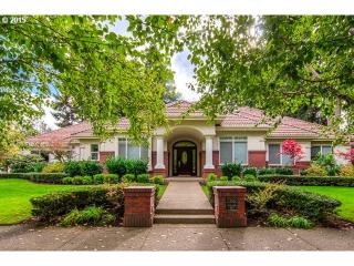 2392 Park View Dr, Eugene, OR 97408-4400