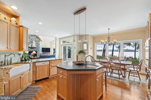 418 Arundel Bch Rd, Severna Park MD 21146-3346 exterior