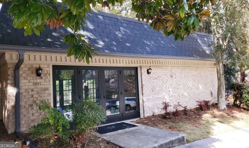 83 Montre Sq, Atlanta GA  30327-4046 exterior