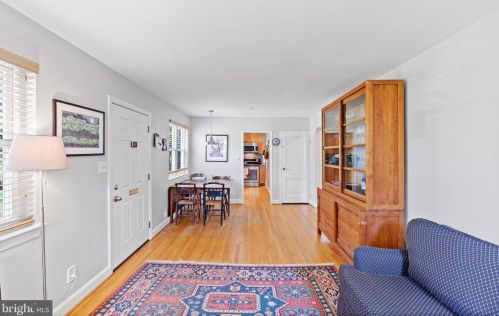 9905 Markham St, Silver Spring MD 20901-2233 exterior