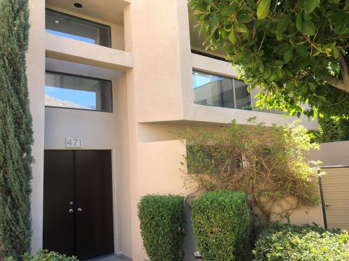 471 Village Sq, Palm Springs, CA 92262-7504