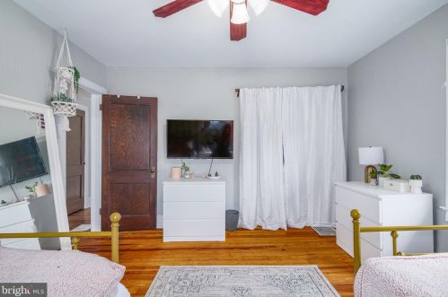 20 Evergreen Ln, Tavistock NJ  08033-1202 exterior