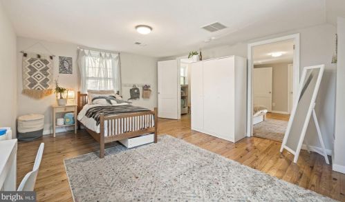 10112 Grant Ave, Silver Spring MD  20910-1047 exterior