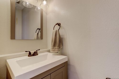 17102 Baltic Dr, Denver CO 80013-5864 exterior