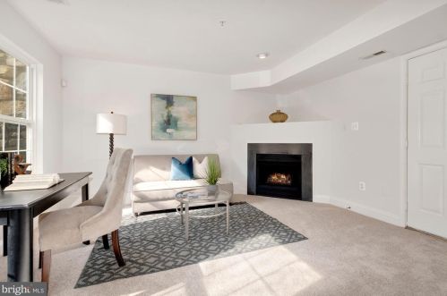 2116 Clark Pl, Silver Spring, MD 20910-1173