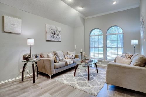 4506 Parkview Ln, Fort Worth TX  76137-5457 exterior