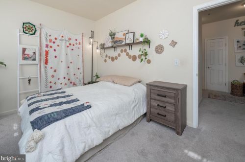 31 Kyle Way, Trenton NJ 08628-2525 exterior