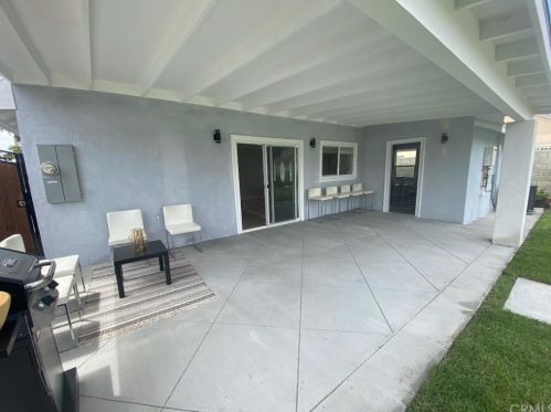 14412 Cordary Ave, Hawthorne CA  90250-8340 exterior