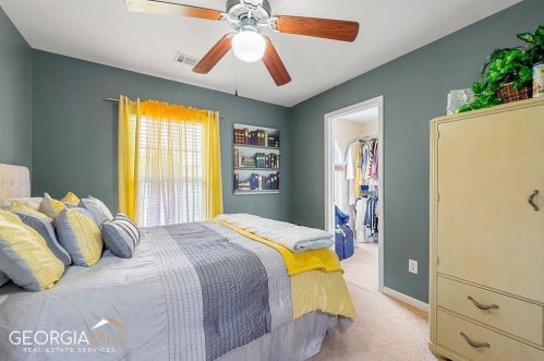 1435 Lakeboat Way, Atlanta GA  30331-8913 exterior