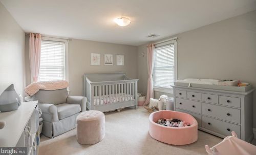 410 Lakeview Ave, Tavistock NJ 08033-1609 exterior