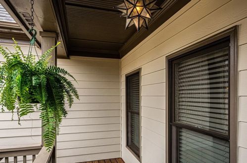 381 Morgan Ln, Dawsonville, GA 30534-8395