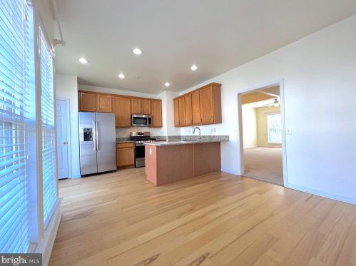 11507 Pittsford Glen Way, Silver Spring MD 20904-4203 exterior