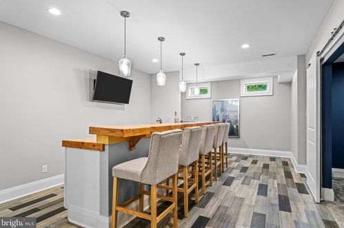 605 Warwick Rd, Tavistock NJ  08033-3926 exterior