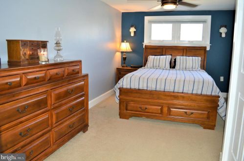 125 North St, Carlisle PA  17013-2431 exterior