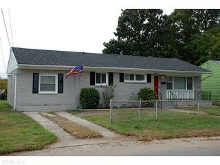 2433 Kennon Ave, Norfolk VA  23513-4316 exterior