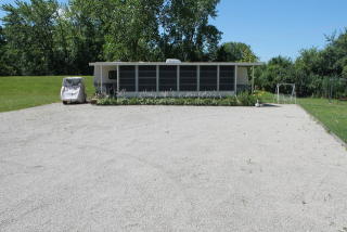 29 Dinosaur Rd, Lorenzo, IL 60481-8799