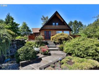 58121 Shadley Ln, Warren, OR 97053-9413