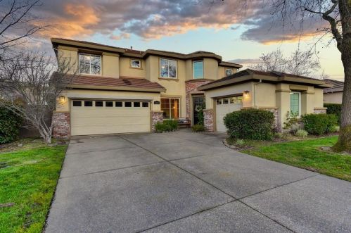 1641 Daunting Dr, Folsom, CA 95762-7659