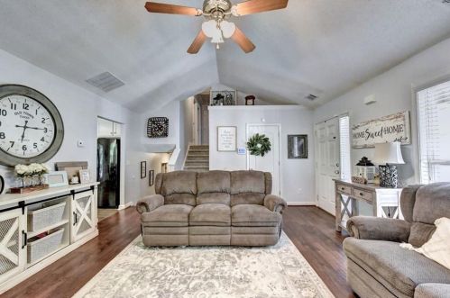 191 Laurel Oaks Ln, Jefferson GA  30549-5590 exterior