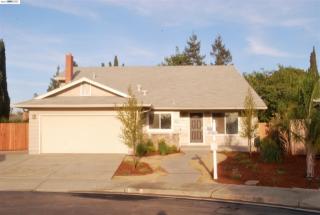 852 Maricopa Ct, Livermore, CA 94551-1651