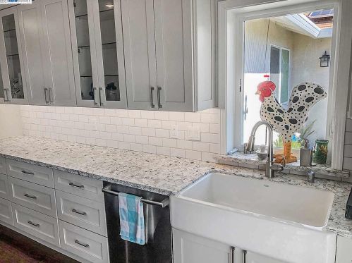 3945 Monterey Blvd, San Leandro, CA 94578-4310